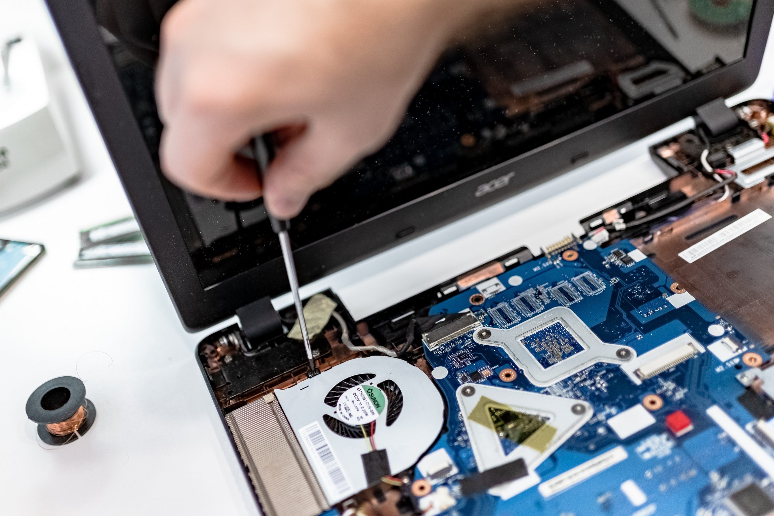 pexels-it-services-eu-7639370
